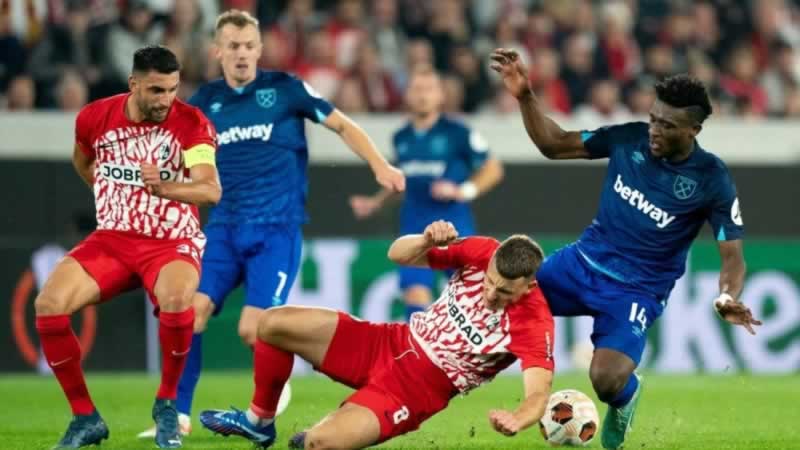 đặt 4 câu có tiếng nhà mang 4 nghĩa sau